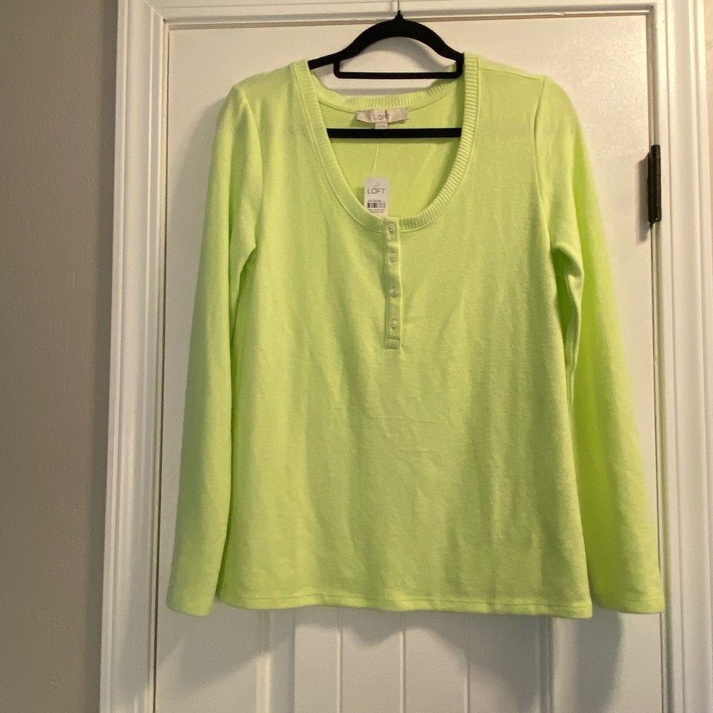 LOFT Womens Long Sleeve Lime Green Sweater NWT Size M